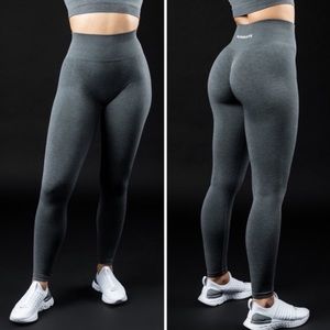 ISO ** Alphalete Amplify Legging Titanium